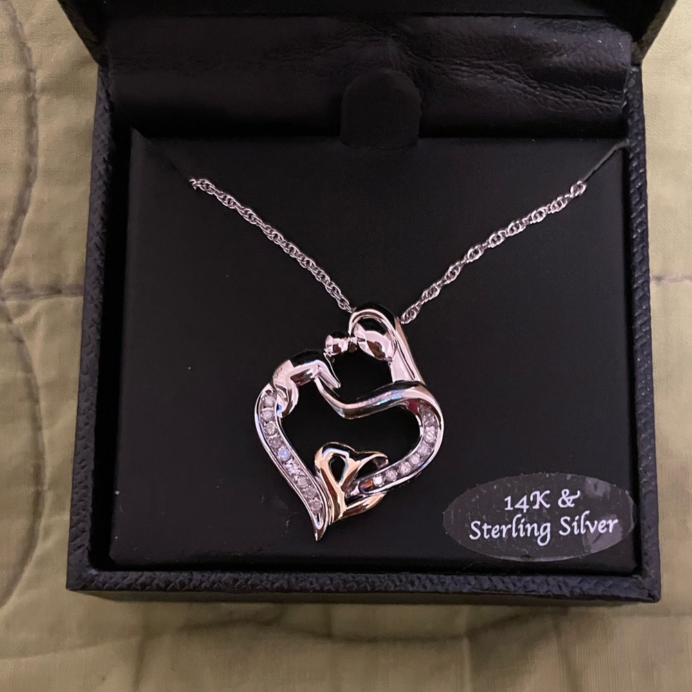 Mother & Infant Diamond Pendant Necklace 14k Gold & Sterling Silver 1/10ct t.w⭐️ - Picture 6 of 8